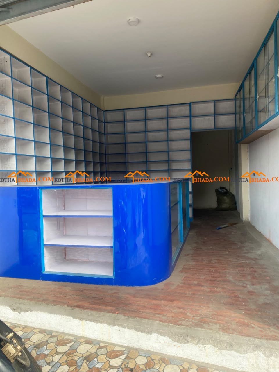 Shutter for rent best for pharmacy (furnished) in Kaldharachowk